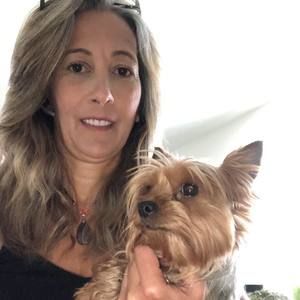 Meet your Posher, Carla